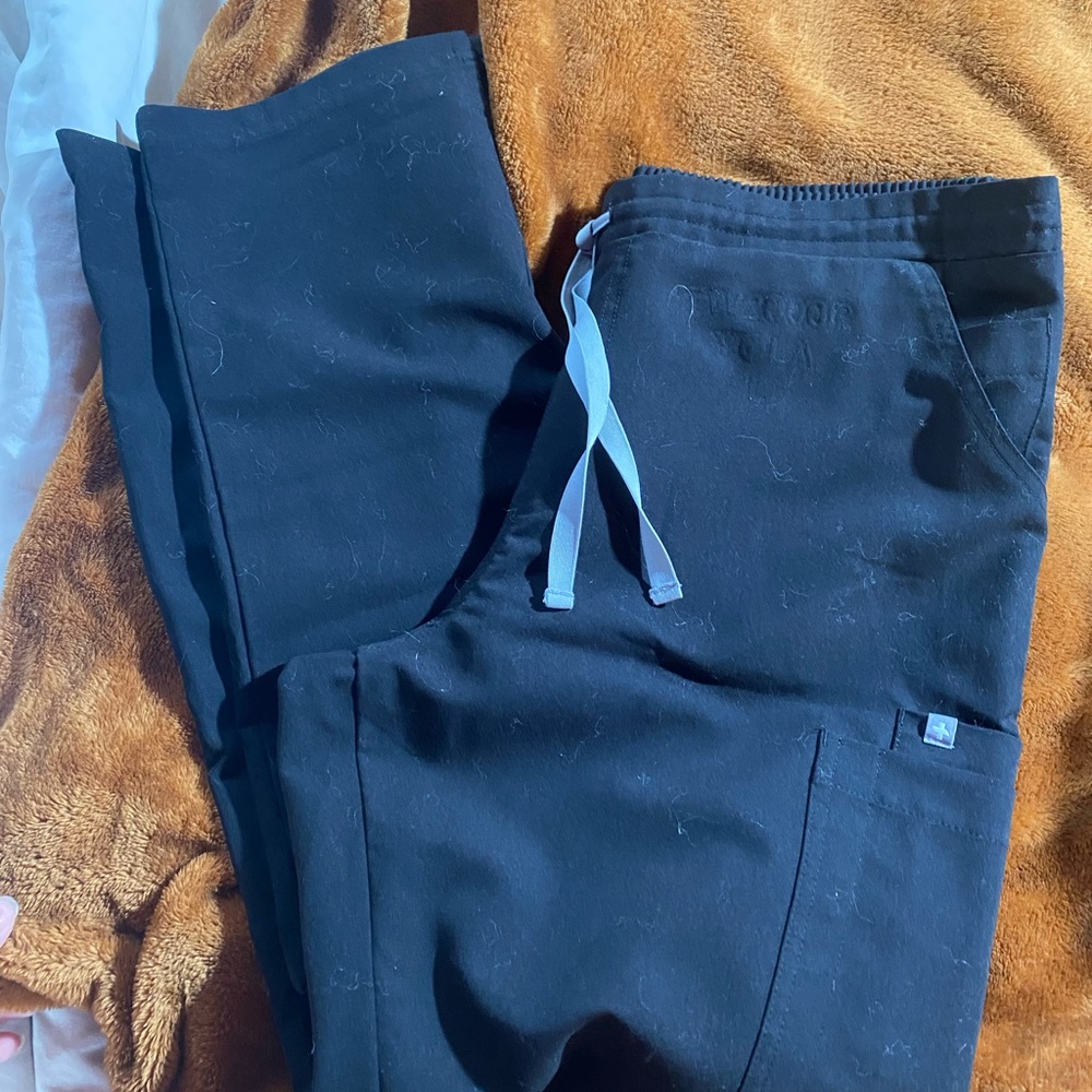 figs size L sample size *see photos as it was a sample